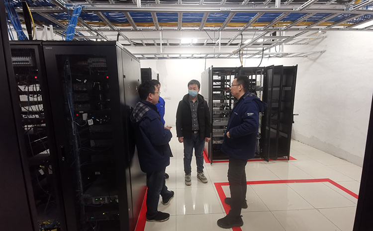 金雞灘煤礦數據機房全氟己酮自動滅火裝置安裝完成！
